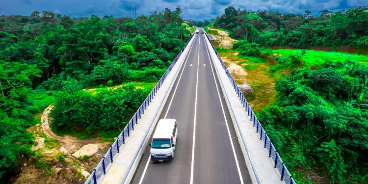 Cameroon, Nigeria Commission New Cross River Border Bridge